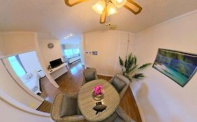 Villa Blu Okinawa Chatan 2-3 ヴィラブルー沖縄北谷2-3 